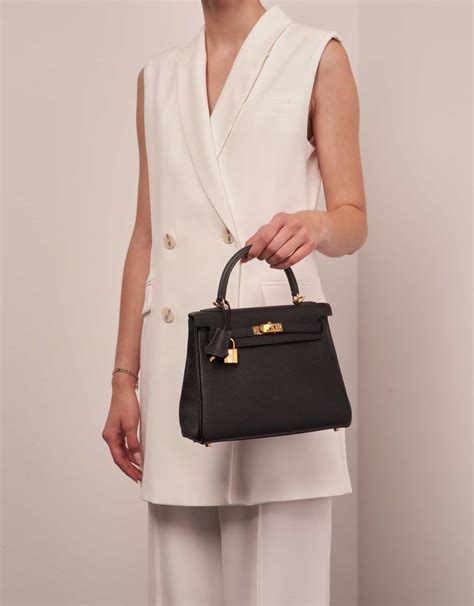 hermes kelly crocodile black|Hermes kelly 25 retail price.